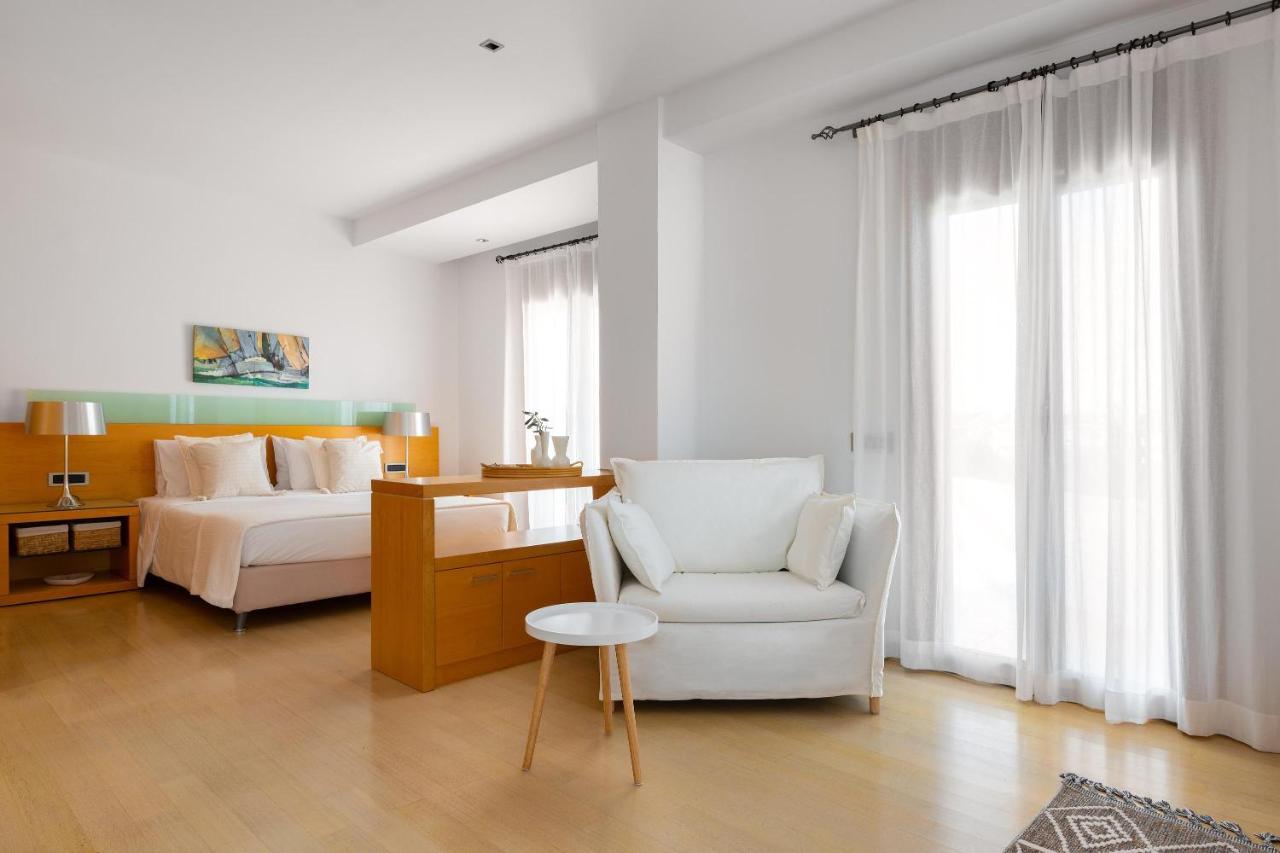 Love White Villa Ialysos  Exterior photo
